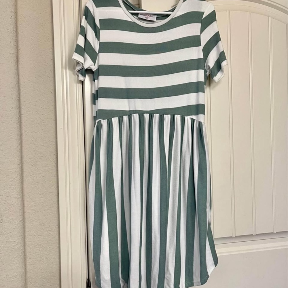 Elegant Green and White Striped Midi Dress